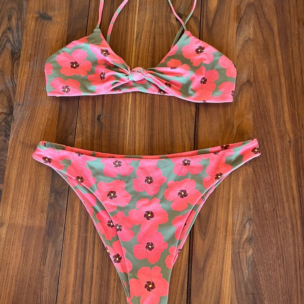 Benoa Swim Pink Floral Bikini